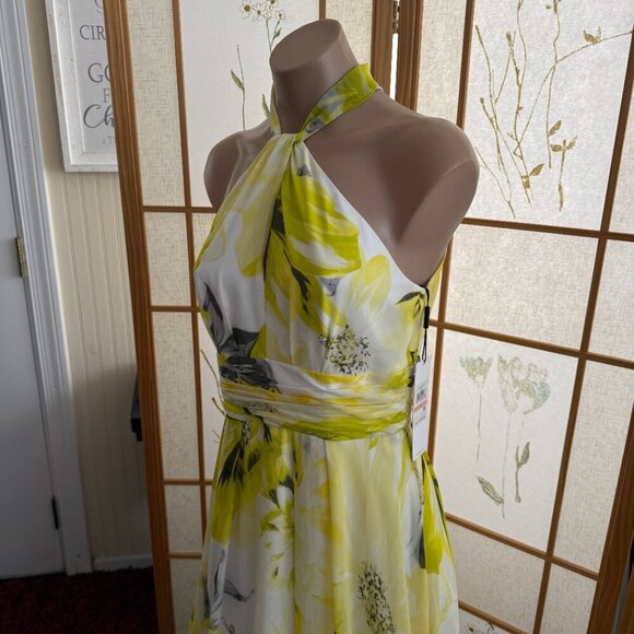 Calvin Klein Printed Halter Gown sz 2 $199 - Picture 2 of 8
